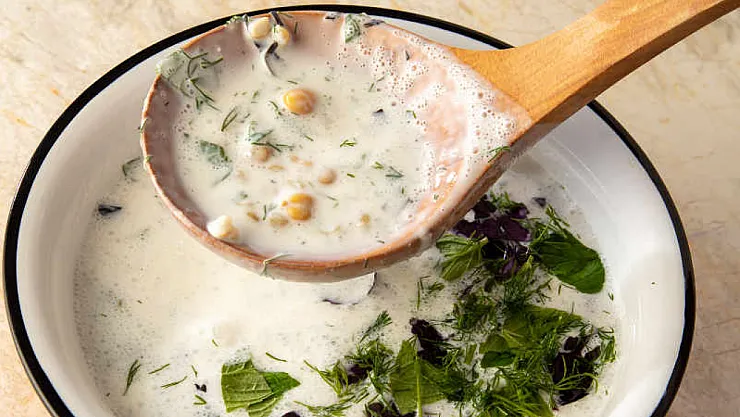 Serinletici Çorba Çılgınlığı: Ayran Aşı Aramaları Patladı