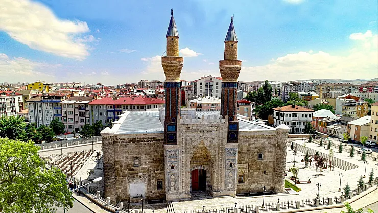 Sivas'ın eski adı nedir?