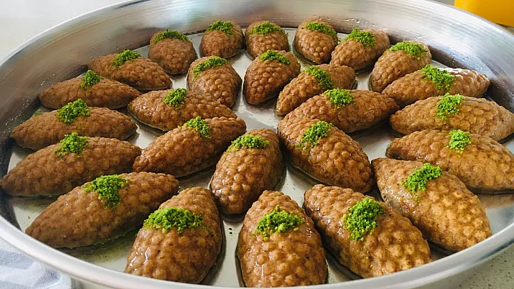 Sivas'ın meşhur tatlısı nedir?