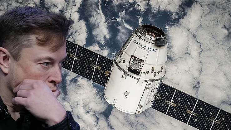 Starlink Uyduları Tehlike Mi Saçıyor? Uzmanlardan 'Hızla Artan Enkaz Riski' Uyarısı