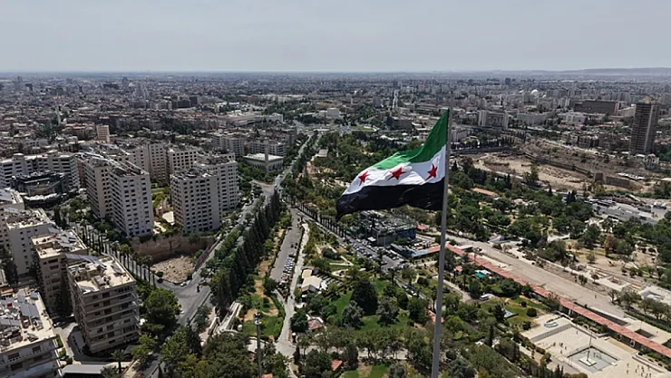 Suriye'de Özgürlüğün İlk Yılı! Değişim ve Yeniden Doğuş