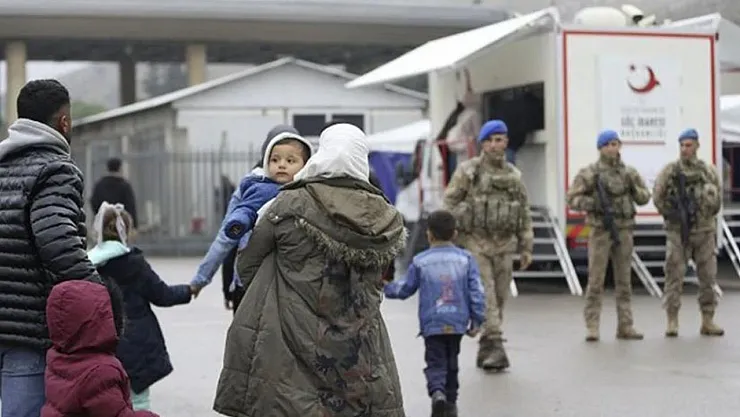 Suriyelilerin Dönüşü İçin Üç Aşamalı Yol Haritası