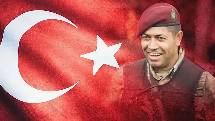 Teğmen Elif Nur Halisdemir'in Mezuniyeti Duygusal Anlara Sahne Oldu