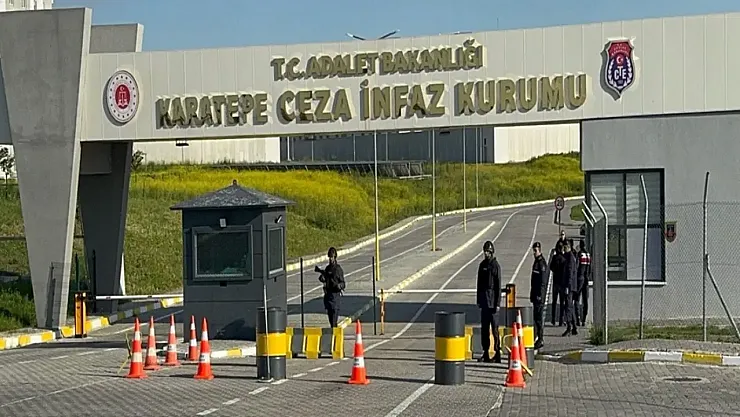 Tekirdağ Cezaevinde Dehşet: Mahkum Meyve Bıçağıyla 3 İnfaz Koruma Memurunu Yaraladı