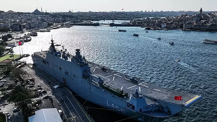 TEKNOFEST Mavi Vatan Başladı: İstanbul Boğazı'nda Tarihi Geçit