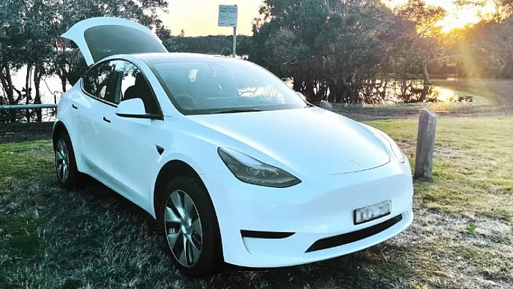 Tesla Model Y SR RWD'ye Türkiye'de Zam Geldi