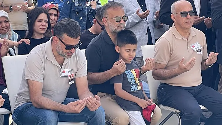 Trafik kazasında hayatını kaybeden komiser, törenle memleketine uğurlandı