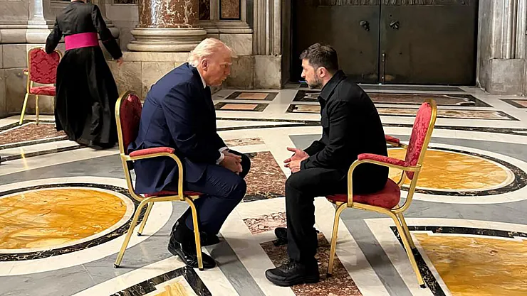 Trump'ın 'Seçim Yapın' Çağrısı Dünyayı Hareketlendirdi: Zelenskiy'den Net Yanıt Geldi