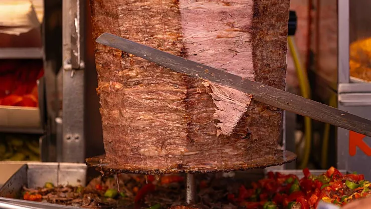 Türk Döneri İçin AB'de Yeni Tescil Hamlesi: UDOFED Hazırlıklara Başladı