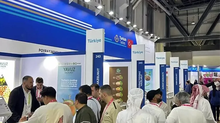 Türk Fındığı Dubai'de ISM Middle East Fuarında Büyük İlgi Gördü