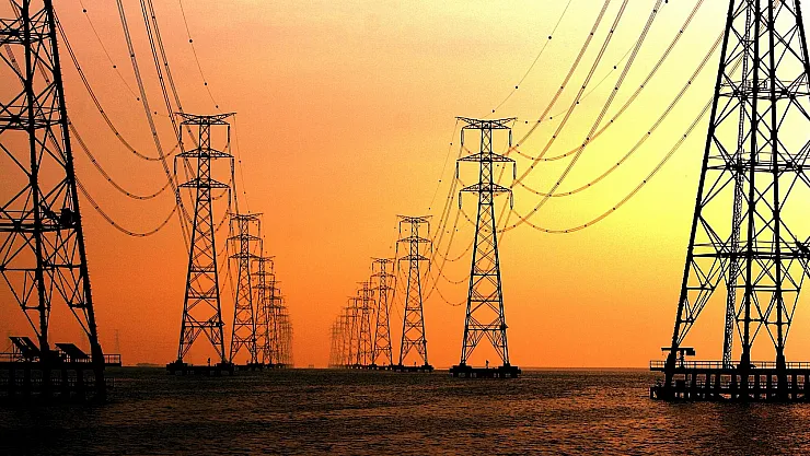 Türkiye'nin Enerji İthalat Faturasında Düşüş Beklentisi