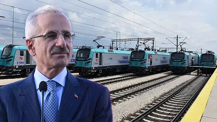 Türkiye'nin İlk Yerli Elektrikli Lokomotifi Yolda