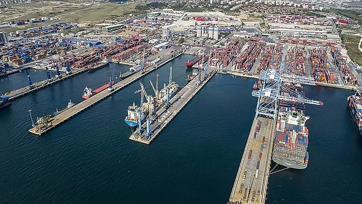 Türkiye'nin Komşularına İhracat 23 Milyar Doları Aştı: En Fazla Satış Irak'a Yapıldı