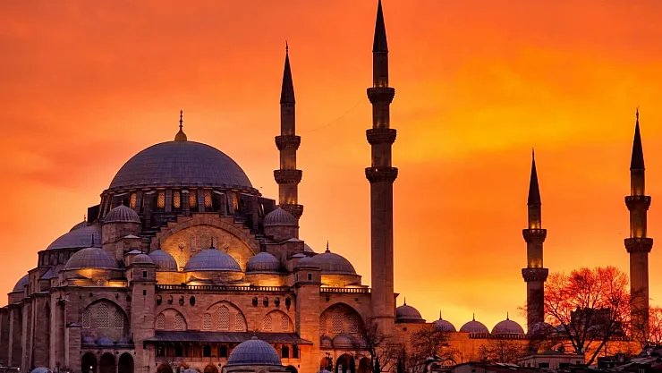 Üç Ayların Başlangıç Tarihi Belli Oldu: 2025'te Ne Zaman Başlayacak?