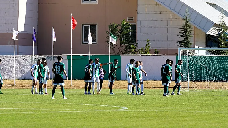 Uzatmalarda Gelen Goller Yeşilyurtspor'a Mağlubiyeti Getirdi!