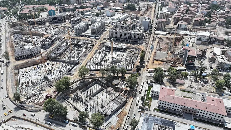 Vali Yavuz: Malatya'yı yeniden inşa ediyoruz