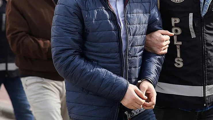 Van'da Dehşet Gece Yarısı Yaşandı! Avukat Otel Sahibi Baba ve Oğlunu Öldürdü