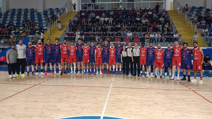 Veteranlar Nail Değirmenci için sahada buluştu