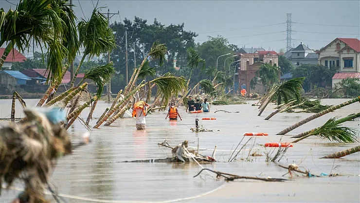 Vietnam'ı Vuran Sel Felaketi Büyüyor: Ölü Sayısı 28'e Yükseldi