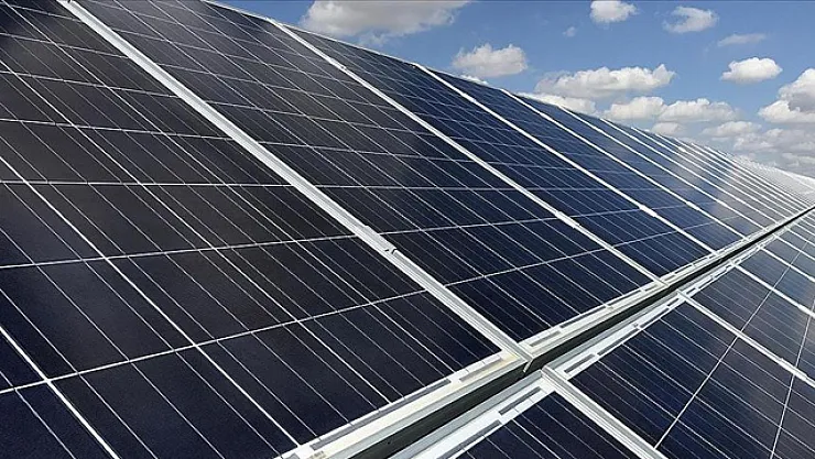 YEKA GES 2025'e Büyük İlgi: 8 Projeye 77 Başvuru! Türkiye'nin Güneş Enerjisi Hamlesinde Yeni Dönem