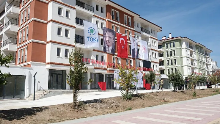 Yozgat'ta Sosyal Konut Atağı: TOKİ'den 184 Konut ve 9 İş Yeri Teslimi