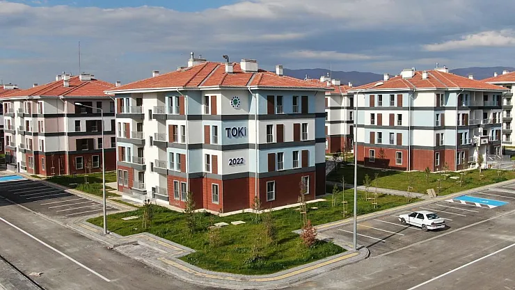 Yüzyılın Konut Projesi Başlıyor: 500 Bin Sosyal Konutun Yapılacağı İlçeler Açıklandı
