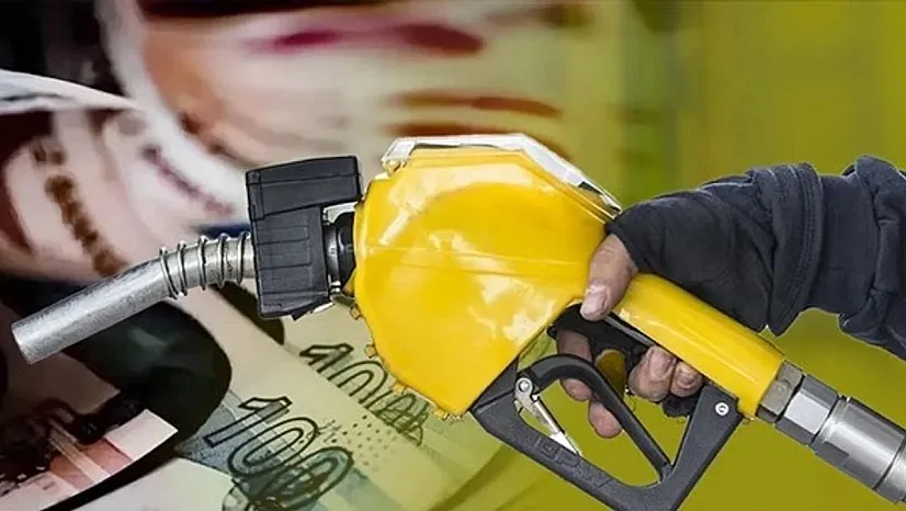 Akaryakıt Piyasasında Benzin Fiyatlarına Gece Yarısı İndirimi Geldi!