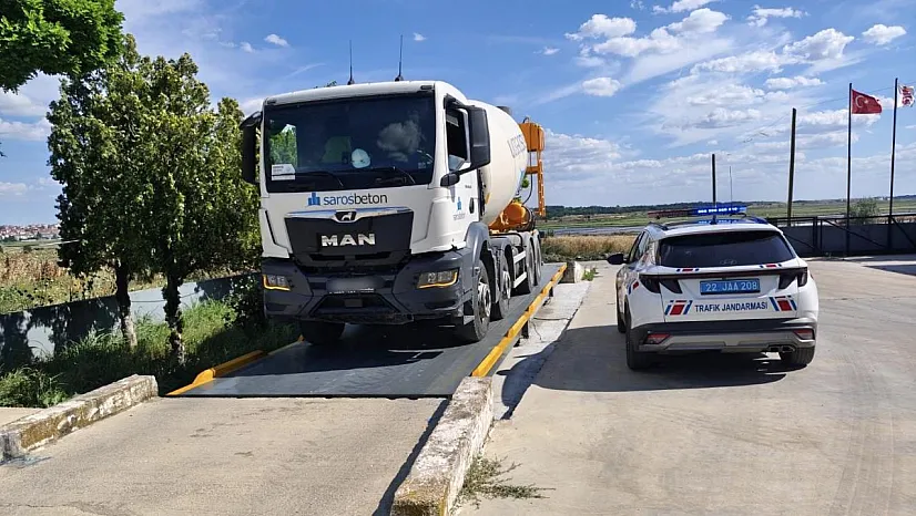 Aşırı Yük Taşıyan Kamyon Sürücüsüne 60 Bin Lira Ceza