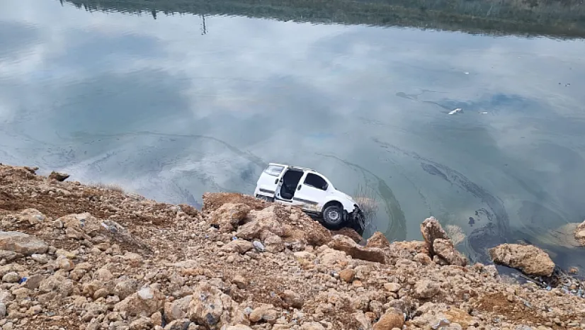 Beylerderesi'nde Göletin Kıyısında Halatlı Kurtarma Operasyonu!