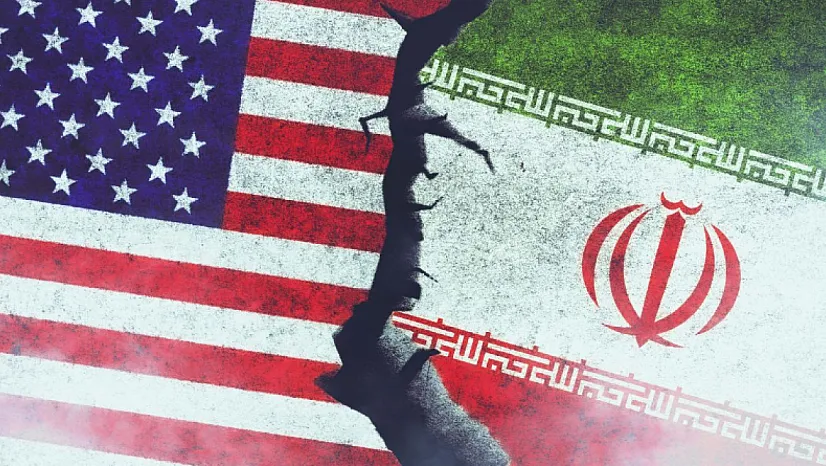 CENTCOM Duyurdu: ABD'den İran'ın Stratejik Adasına Dev Hava Operasyonu!