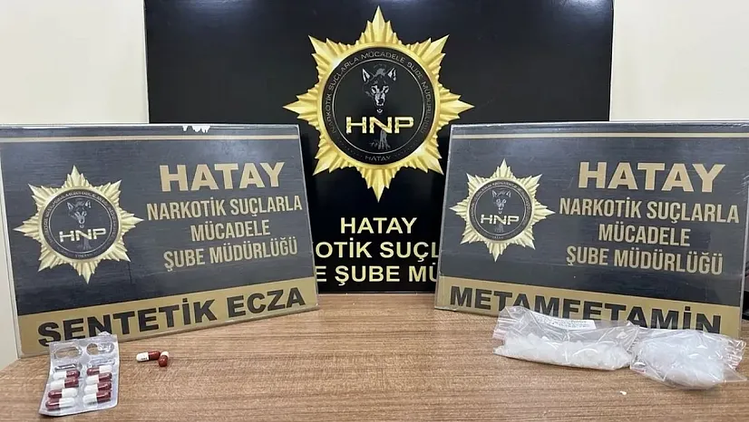 Hatay'da Zombi Dehşeti! Uyuşturucu Kullanan Genç Sokak Ortasında Dondu Kaldı