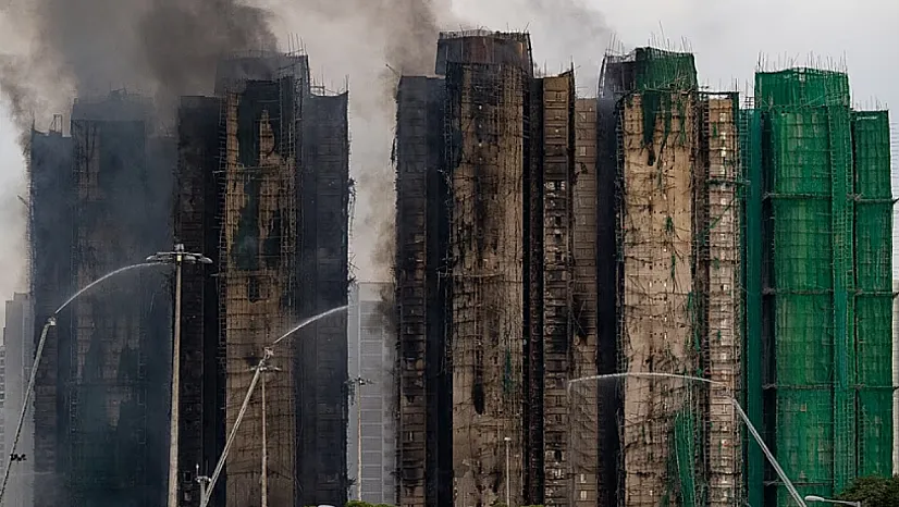 Hong Kong'daki Yangında Can Kaybı 146'ya Yükseldi