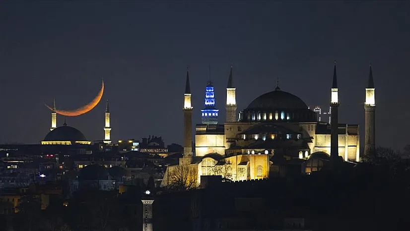 İslam Alemi Yeni Hicri Yılı Karşılamaya Hazırlanıyor