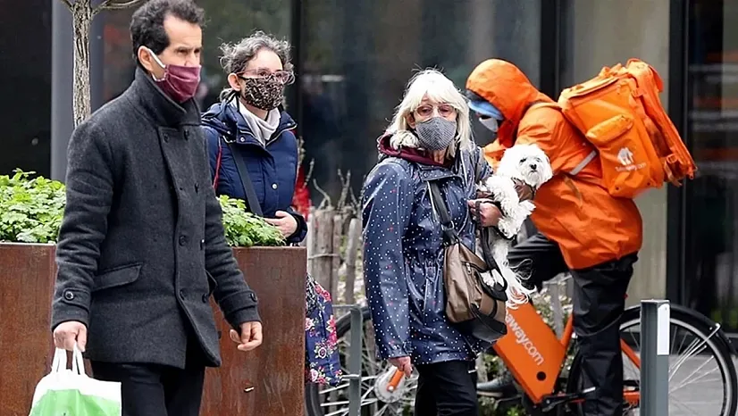 İspanya'da Grip Alarmı! Evden Çalışma ve Maske İçeren Yeni Protokol Onaylandı