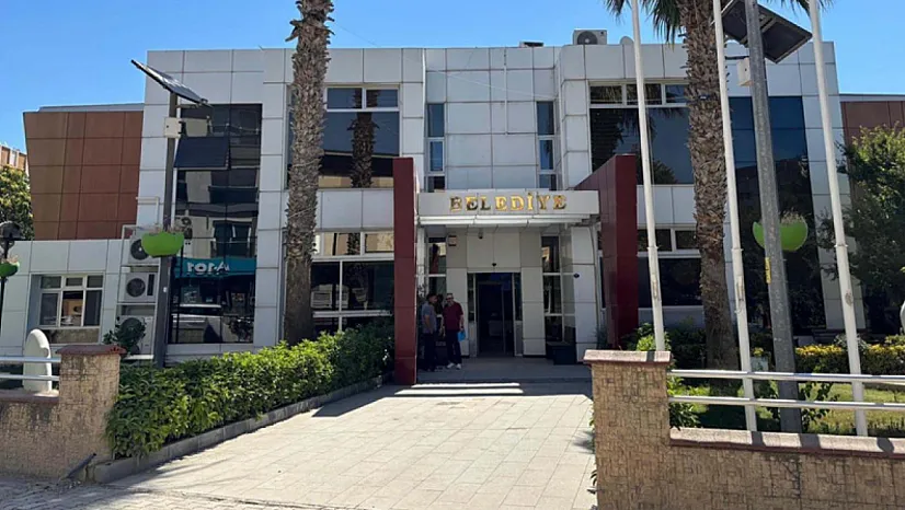İzmir'de Dikkat Çeken Belediye Operasyonu! 43 Gözaltı