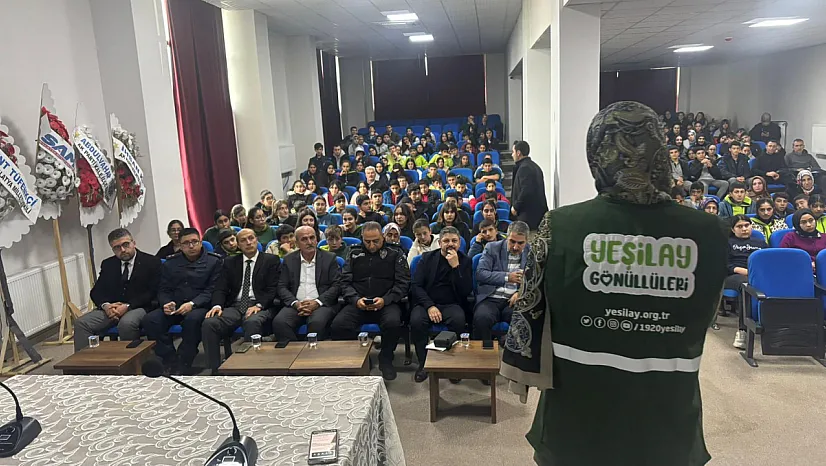 Kale'de Öğrencilere Tütün ve Teknoloji Bağımlılığı Semineri