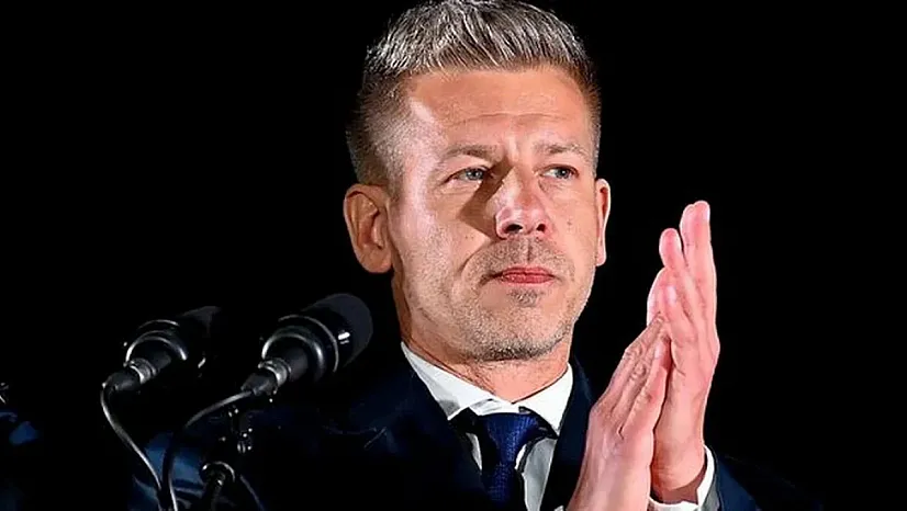 Macaristan Siyasetinde Tarihi Dönüm Noktası ve Yeni Lider Peter Magyar'ın Yükselişi