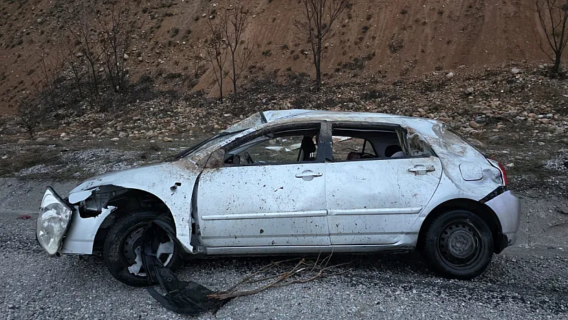 Malatya-Adıyaman Yolunda Korkutan Kaza: Otomobil Yağıştan Kaydı, 1 Kişi Yaralandı