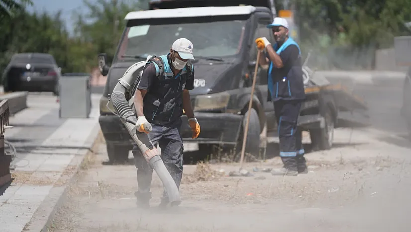 Malatya'da Battalgazi'de Mahalle Temizliği Ve Pazar Denetimleri Aralıksız Devam Ediyor!