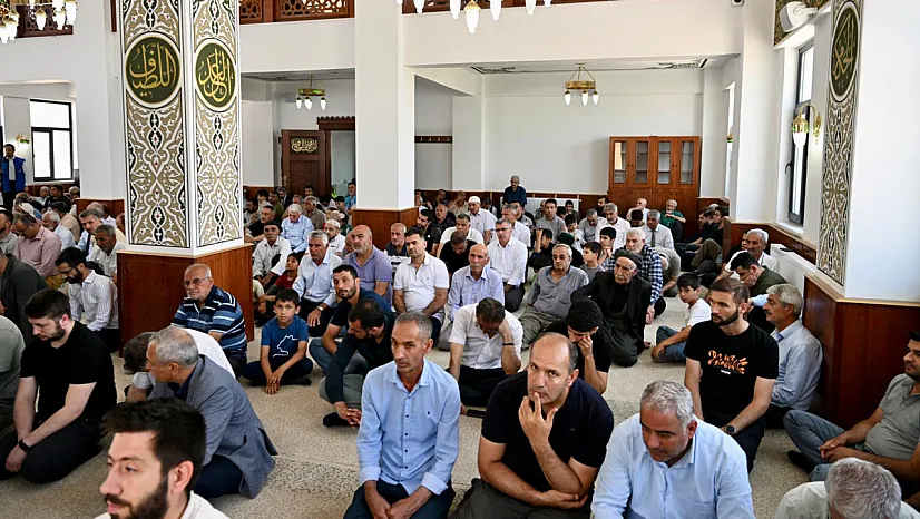 Malatya'da Hacı Mehmet Turgut Camii İbadete Açıldı