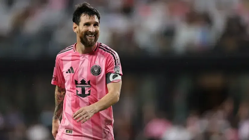 Messi Yine Sahne Aldı! Kariyerinin 930. Golünü Attı