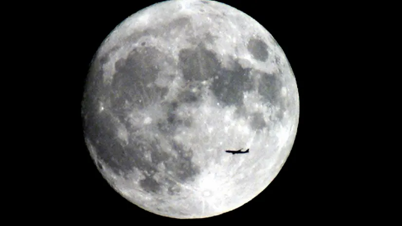 NASA'dan Ay Yarışında Tarihi Adım! 4 Uzay Aracı Aynı Anda Son Testte