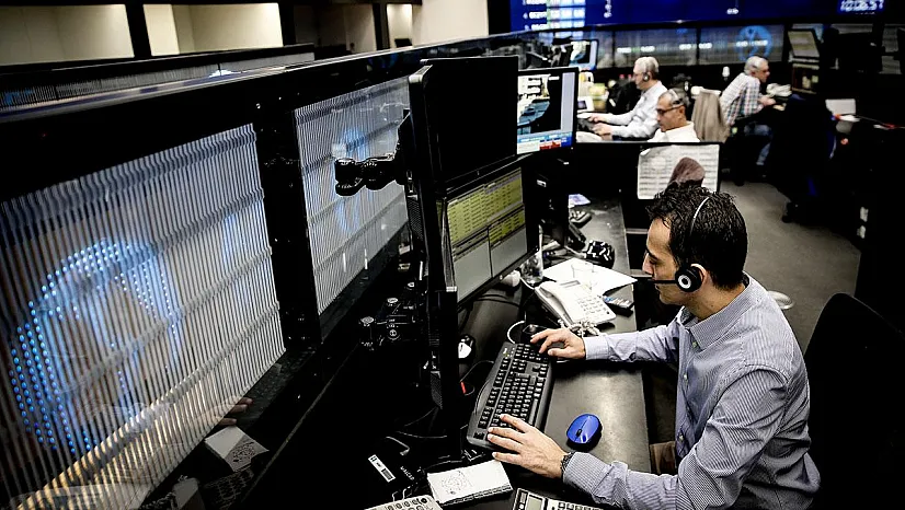 Piyasalarda Güven Rallisi! Borsa İki Kritik Adımla Güne Damga Vurdu