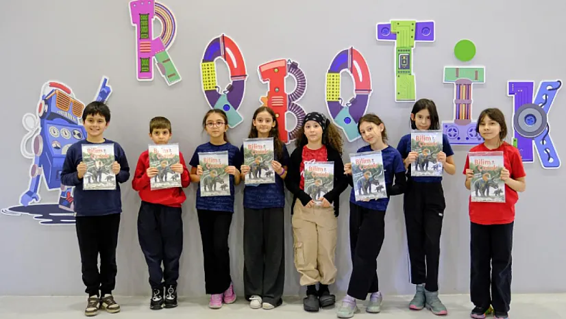 Türkiye Bilimle Buluştu: Bilim ve Teknoloji Haftası'nda 100 Bin Katılımcı Barajı Aşılınca!