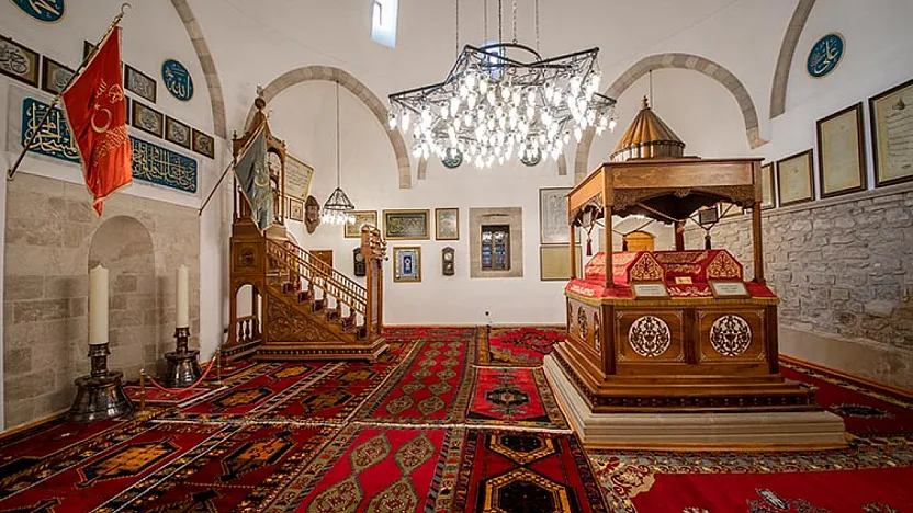 600 Yıllık Sır!  Bursa'dan Malatya'ya Bir Gönül Sultanı