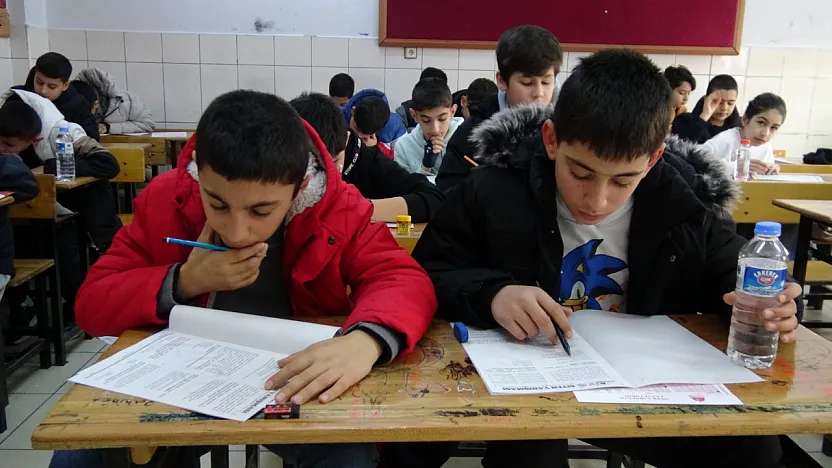 9 Merkezde Siyer Heyecanı: 7'den 70'e 2 Bin Katılımcı