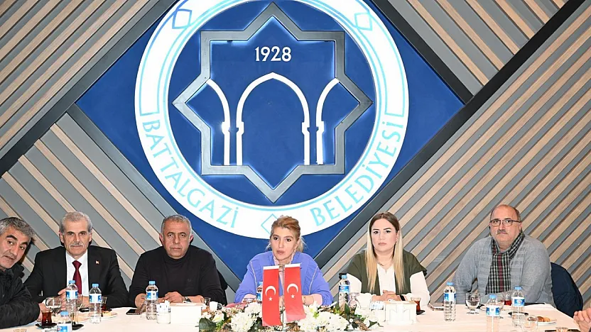 AK Parti Milletvekili Ölmeztoprak  Muhtarları Dinledi!