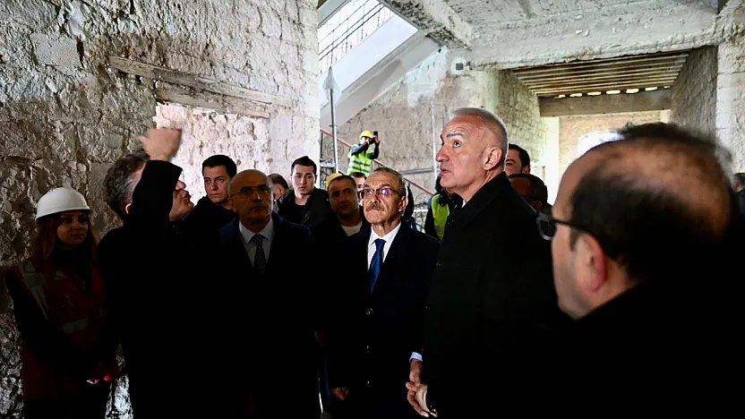 Bakan Ersoy'dan Kültürel Yapılara Yakın Takip