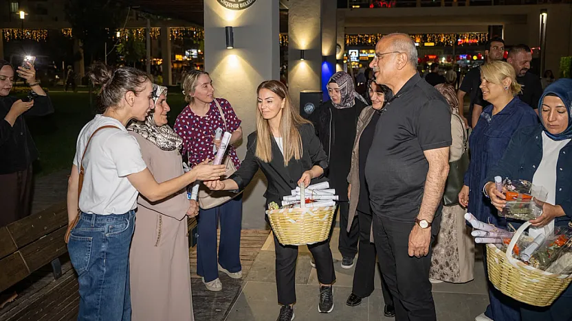 Başkan Sami Er Malatya'da Vatandaşları Dinledi! Çocuklardan Gelen Talep Dikkat Çekti
