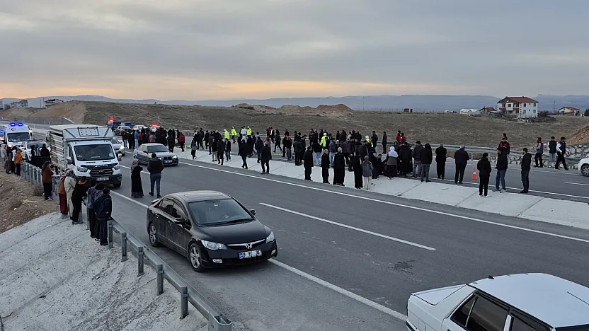 Battalgazi'de Trafik Faciası: Yolun Karşısına Geçerken Canından Oldu